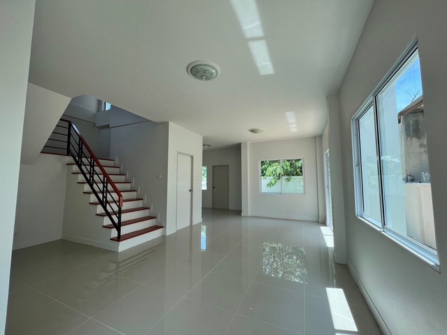 ประกาศฟรี! ซื้อ-ขาย-เช่า คอนโด บ้าน ทาวน์โฮม ที่ดิน และพื้นที่เชิงพาณิชย์ทั่วประเทศไทย ทุกทำเล ทุกงบประมาณ ไม่มีค่าใช้จ่าย ลงง่าย ขายไว เข้าถึงผู้ซื้อโดยตรง 5 249099pic4.jpg