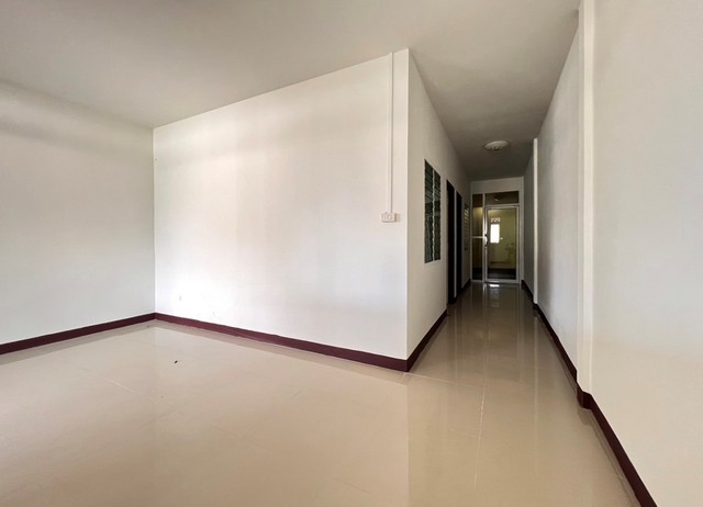 ประกาศฟรี! ซื้อ-ขาย-เช่า คอนโด บ้าน ทาวน์โฮม ที่ดิน และพื้นที่เชิงพาณิชย์ทั่วประเทศไทย ทุกทำเล ทุกงบประมาณ ไม่มีค่าใช้จ่าย ลงง่าย ขายไว เข้าถึงผู้ซื้อโดยตรง 3 249079pic2.jpg