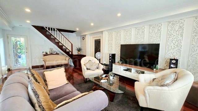 ประกาศฟรี! ซื้อ-ขาย-เช่า คอนโด บ้าน ทาวน์โฮม ที่ดิน และพื้นที่เชิงพาณิชย์ทั่วประเทศไทย ทุกทำเล ทุกงบประมาณ ไม่มีค่าใช้จ่าย ลงง่าย ขายไว เข้าถึงผู้ซื้อโดยตรง 5 249170pic4.jpg