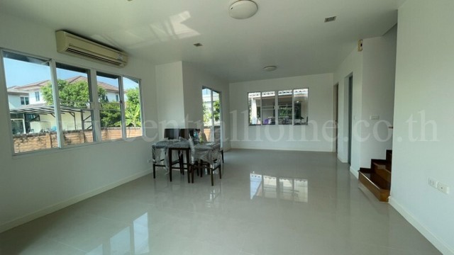 ประกาศฟรี! ซื้อ-ขาย-เช่า คอนโด บ้าน ทาวน์โฮม ที่ดิน และพื้นที่เชิงพาณิชย์ทั่วประเทศไทย ทุกทำเล ทุกงบประมาณ ไม่มีค่าใช้จ่าย ลงง่าย ขายไว เข้าถึงผู้ซื้อโดยตรง 4 293692pic3.jpg