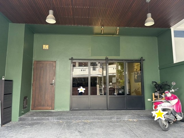 ประกาศฟรี! ซื้อ-ขาย-เช่า คอนโด บ้าน ทาวน์โฮม ที่ดิน และพื้นที่เชิงพาณิชย์ทั่วประเทศไทย ทุกทำเล ทุกงบประมาณ ไม่มีค่าใช้จ่าย ลงง่าย ขายไว เข้าถึงผู้ซื้อโดยตรง 3 511601pic2.jpg