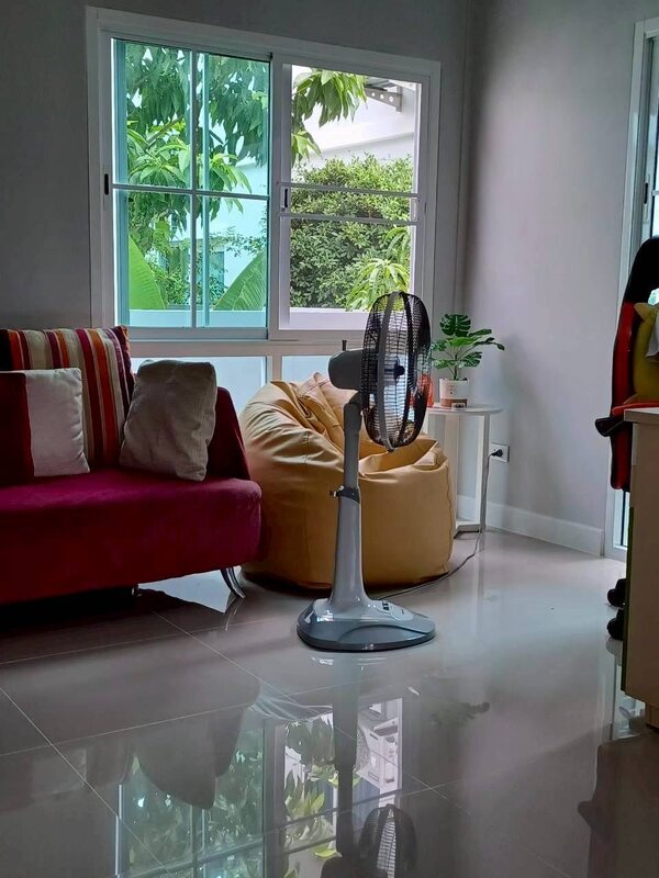 ประกาศฟรี! ซื้อ-ขาย-เช่า คอนโด บ้าน ทาวน์โฮม ที่ดิน และพื้นที่เชิงพาณิชย์ทั่วประเทศไทย ทุกทำเล ทุกงบประมาณ ไม่มีค่าใช้จ่าย ลงง่าย ขายไว เข้าถึงผู้ซื้อโดยตรง 4 511738pic3.jpg