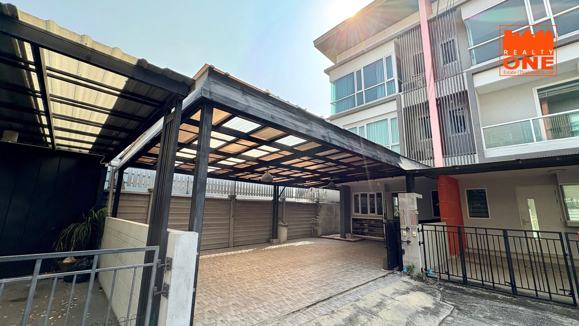 ประกาศฟรี! ซื้อ-ขาย-เช่า คอนโด บ้าน ทาวน์โฮม ที่ดิน และพื้นที่เชิงพาณิชย์ทั่วประเทศไทย ทุกทำเล ทุกงบประมาณ ไม่มีค่าใช้จ่าย ลงง่าย ขายไว เข้าถึงผู้ซื้อโดยตรง 2 511697pic1.jpg