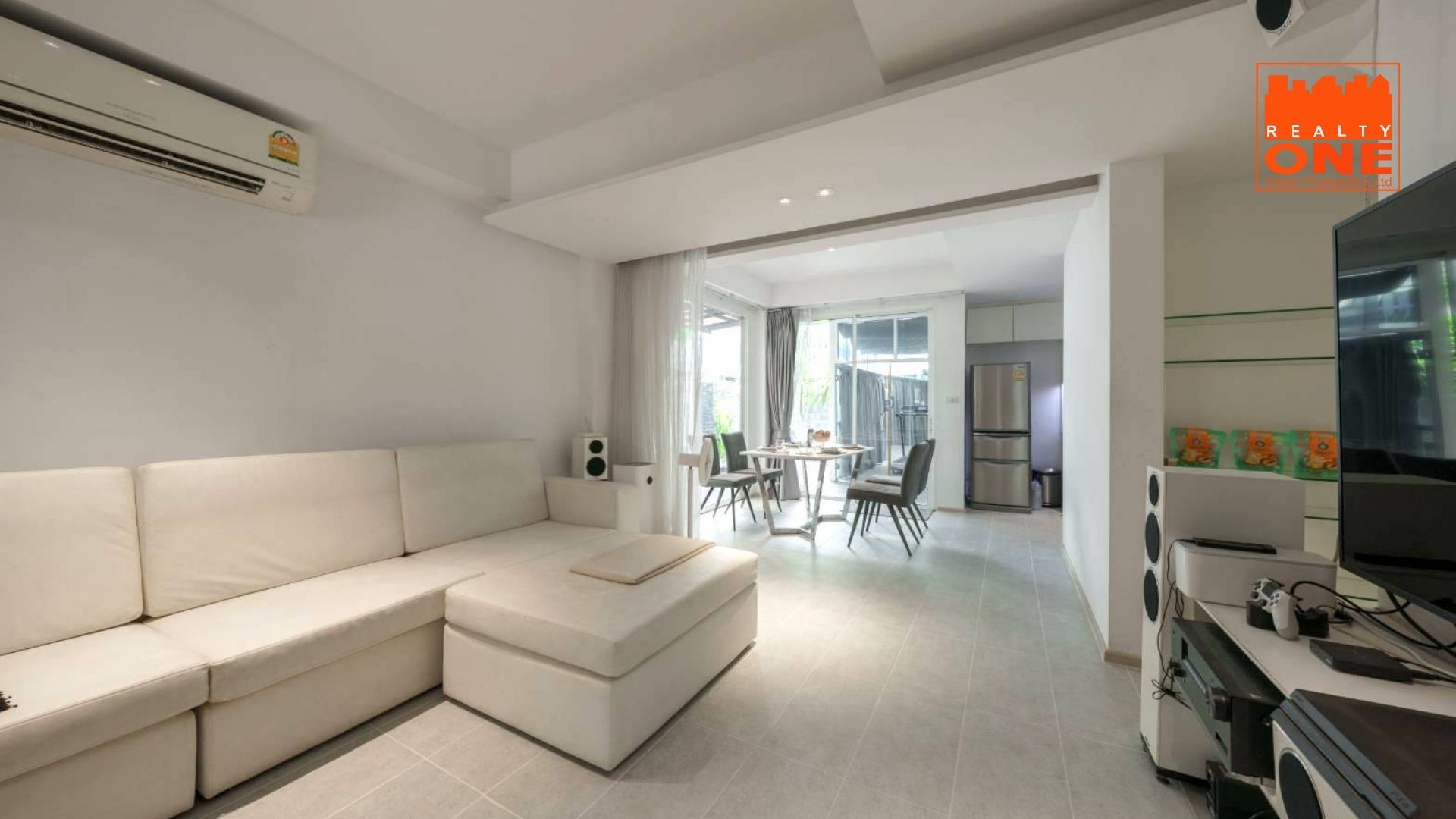 ประกาศฟรี! ซื้อ-ขาย-เช่า คอนโด บ้าน ทาวน์โฮม ที่ดิน และพื้นที่เชิงพาณิชย์ทั่วประเทศไทย ทุกทำเล ทุกงบประมาณ ไม่มีค่าใช้จ่าย ลงง่าย ขายไว เข้าถึงผู้ซื้อโดยตรง 5 511697pic4.jpg