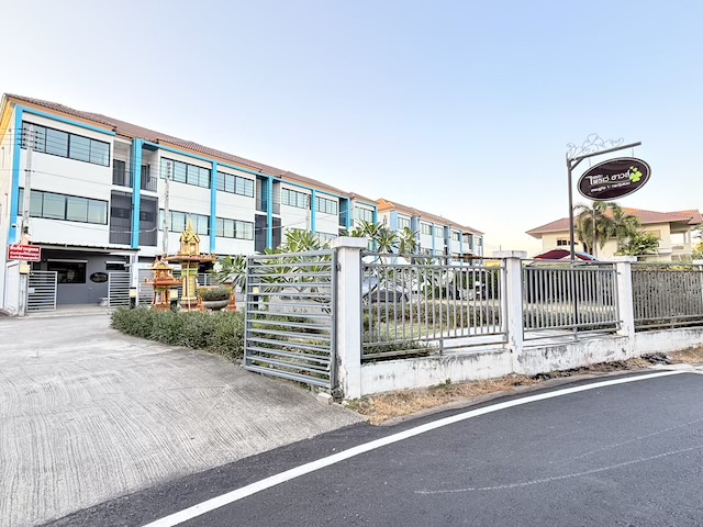 ประกาศฟรี! ซื้อ-ขาย-เช่า คอนโด บ้าน ทาวน์โฮม ที่ดิน และพื้นที่เชิงพาณิชย์ทั่วประเทศไทย ทุกทำเล ทุกงบประมาณ ไม่มีค่าใช้จ่าย ลงง่าย ขายไว เข้าถึงผู้ซื้อโดยตรง 3 511690pic2.jpg