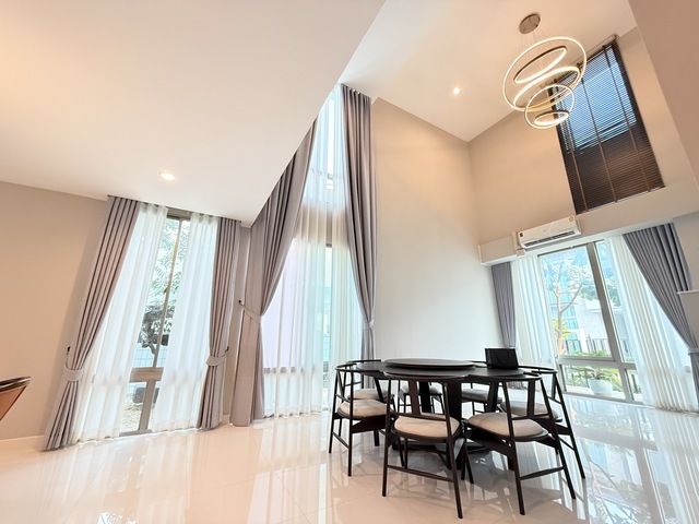 ประกาศฟรี! ซื้อ-ขาย-เช่า คอนโด บ้าน ทาวน์โฮม ที่ดิน และพื้นที่เชิงพาณิชย์ทั่วประเทศไทย ทุกทำเล ทุกงบประมาณ ไม่มีค่าใช้จ่าย ลงง่าย ขายไว เข้าถึงผู้ซื้อโดยตรง 3 511628pic2.jpg