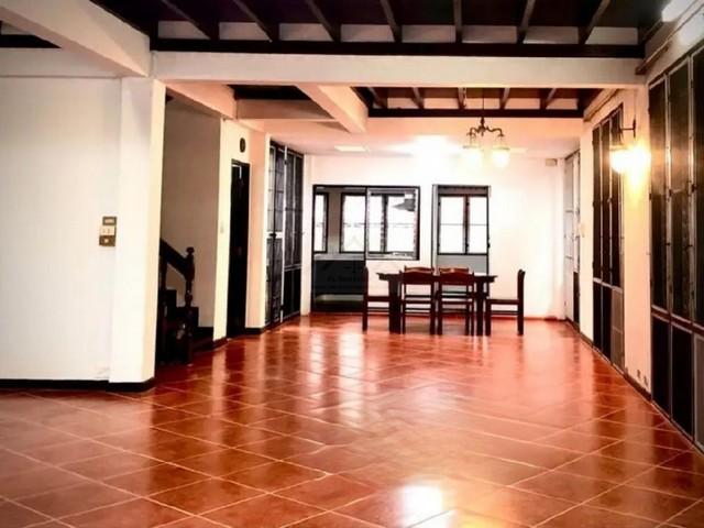 ประกาศฟรี! ซื้อ-ขาย-เช่า คอนโด บ้าน ทาวน์โฮม ที่ดิน และพื้นที่เชิงพาณิชย์ทั่วประเทศไทย ทุกทำเล ทุกงบประมาณ ไม่มีค่าใช้จ่าย ลงง่าย ขายไว เข้าถึงผู้ซื้อโดยตรง 4 511082pic3.jpg