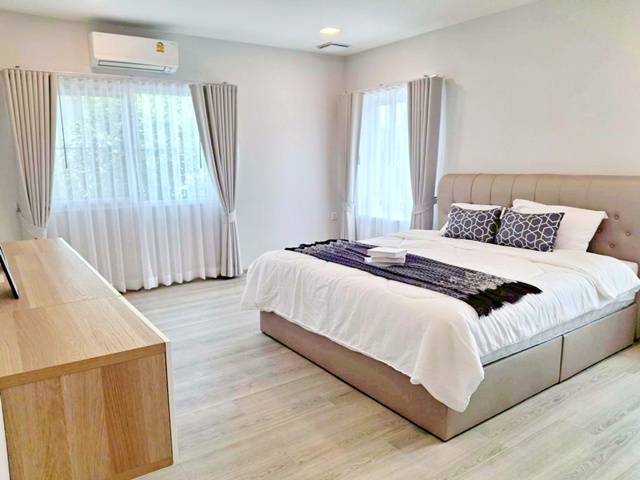 ประกาศฟรี! ซื้อ-ขาย-เช่า คอนโด บ้าน ทาวน์โฮม ที่ดิน และพื้นที่เชิงพาณิชย์ทั่วประเทศไทย ทุกทำเล ทุกงบประมาณ ไม่มีค่าใช้จ่าย ลงง่าย ขายไว เข้าถึงผู้ซื้อโดยตรง 5 249241pic4.jpg