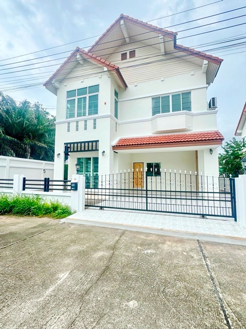 ประกาศฟรี! ซื้อ-ขาย-เช่า คอนโด บ้าน ทาวน์โฮม ที่ดิน และพื้นที่เชิงพาณิชย์ทั่วประเทศไทย ทุกทำเล ทุกงบประมาณ ไม่มีค่าใช้จ่าย ลงง่าย ขายไว เข้าถึงผู้ซื้อโดยตรง 2 249182pic1.jpg