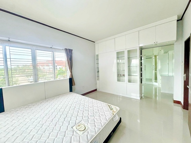 ประกาศฟรี! ซื้อ-ขาย-เช่า คอนโด บ้าน ทาวน์โฮม ที่ดิน และพื้นที่เชิงพาณิชย์ทั่วประเทศไทย ทุกทำเล ทุกงบประมาณ ไม่มีค่าใช้จ่าย ลงง่าย ขายไว เข้าถึงผู้ซื้อโดยตรง 5 249180pic4.jpg