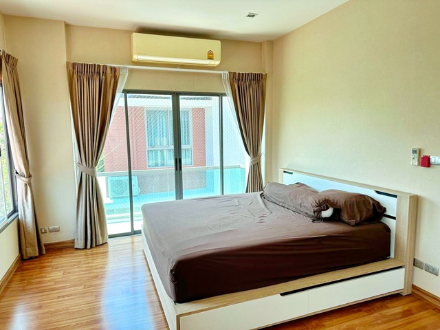 ประกาศฟรี! ซื้อ-ขาย-เช่า คอนโด บ้าน ทาวน์โฮม ที่ดิน และพื้นที่เชิงพาณิชย์ทั่วประเทศไทย ทุกทำเล ทุกงบประมาณ ไม่มีค่าใช้จ่าย ลงง่าย ขายไว เข้าถึงผู้ซื้อโดยตรง 4 313911pic3.jpg