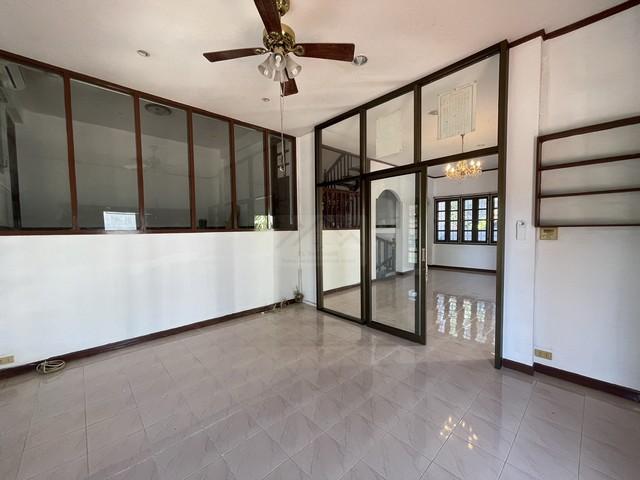 ประกาศฟรี! ซื้อ-ขาย-เช่า คอนโด บ้าน ทาวน์โฮม ที่ดิน และพื้นที่เชิงพาณิชย์ทั่วประเทศไทย ทุกทำเล ทุกงบประมาณ ไม่มีค่าใช้จ่าย ลงง่าย ขายไว เข้าถึงผู้ซื้อโดยตรง 5 511796pic4.jpg