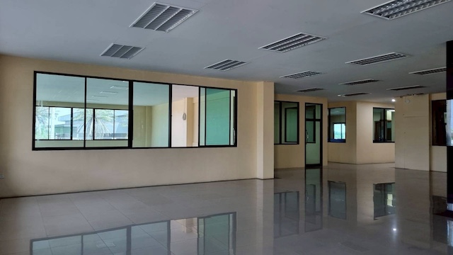 ประกาศฟรี! ซื้อ-ขาย-เช่า คอนโด บ้าน ทาวน์โฮม ที่ดิน และพื้นที่เชิงพาณิชย์ทั่วประเทศไทย ทุกทำเล ทุกงบประมาณ ไม่มีค่าใช้จ่าย ลงง่าย ขายไว เข้าถึงผู้ซื้อโดยตรง 4 511180pic3.jpg