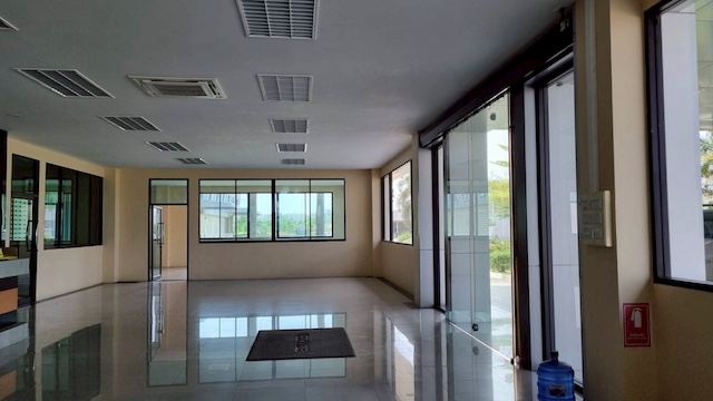 ประกาศฟรี! ซื้อ-ขาย-เช่า คอนโด บ้าน ทาวน์โฮม ที่ดิน และพื้นที่เชิงพาณิชย์ทั่วประเทศไทย ทุกทำเล ทุกงบประมาณ ไม่มีค่าใช้จ่าย ลงง่าย ขายไว เข้าถึงผู้ซื้อโดยตรง 5 511180pic4.jpg