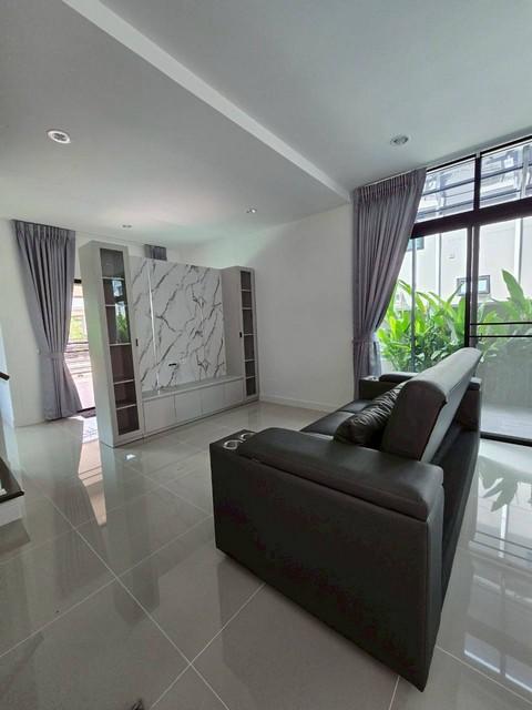 ประกาศฟรี! ซื้อ-ขาย-เช่า คอนโด บ้าน ทาวน์โฮม ที่ดิน และพื้นที่เชิงพาณิชย์ทั่วประเทศไทย ทุกทำเล ทุกงบประมาณ ไม่มีค่าใช้จ่าย ลงง่าย ขายไว เข้าถึงผู้ซื้อโดยตรง 5 511856pic4.jpg