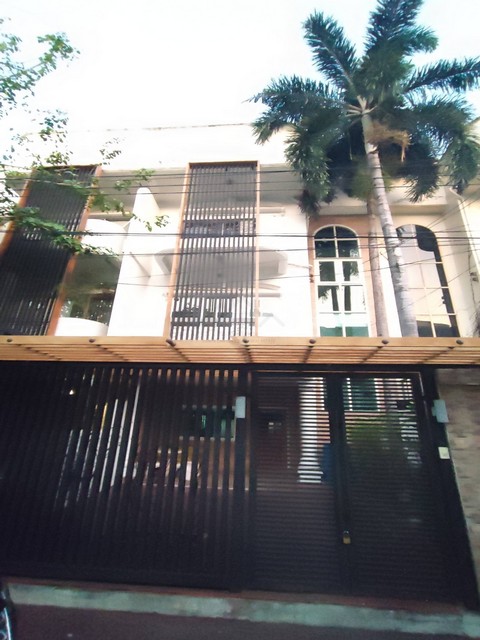 ประกาศฟรี! ซื้อ-ขาย-เช่า คอนโด บ้าน ทาวน์โฮม ที่ดิน และพื้นที่เชิงพาณิชย์ทั่วประเทศไทย ทุกทำเล ทุกงบประมาณ ไม่มีค่าใช้จ่าย ลงง่าย ขายไว เข้าถึงผู้ซื้อโดยตรง 2 511239pic1.jpg