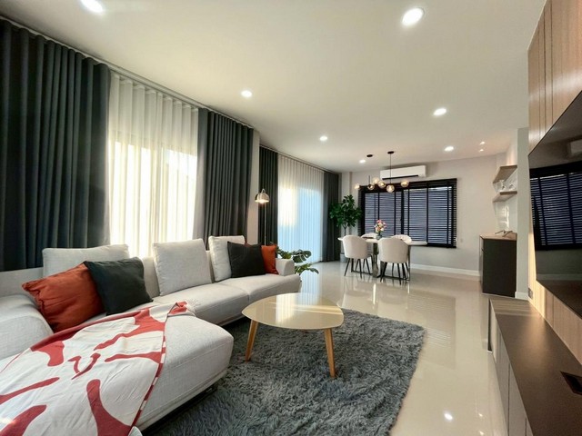 ประกาศฟรี! ซื้อ-ขาย-เช่า คอนโด บ้าน ทาวน์โฮม ที่ดิน และพื้นที่เชิงพาณิชย์ทั่วประเทศไทย ทุกทำเล ทุกงบประมาณ ไม่มีค่าใช้จ่าย ลงง่าย ขายไว เข้าถึงผู้ซื้อโดยตรง 3 511327pic2.jpg