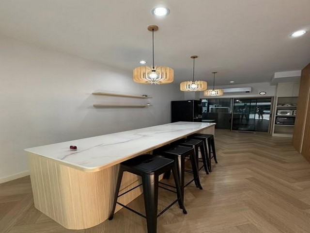 ประกาศฟรี! ซื้อ-ขาย-เช่า คอนโด บ้าน ทาวน์โฮม ที่ดิน และพื้นที่เชิงพาณิชย์ทั่วประเทศไทย ทุกทำเล ทุกงบประมาณ ไม่มีค่าใช้จ่าย ลงง่าย ขายไว เข้าถึงผู้ซื้อโดยตรง 3 511317pic2.jpg