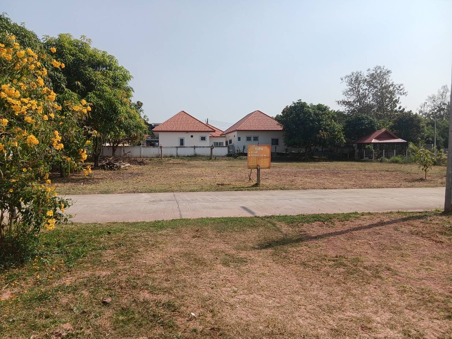 ประกาศฟรี! ซื้อ-ขาย-เช่า คอนโด บ้าน ทาวน์โฮม ที่ดิน และพื้นที่เชิงพาณิชย์ทั่วประเทศไทย ทุกทำเล ทุกงบประมาณ ไม่มีค่าใช้จ่าย ลงง่าย ขายไว เข้าถึงผู้ซื้อโดยตรง 3 314036pic2.jpg