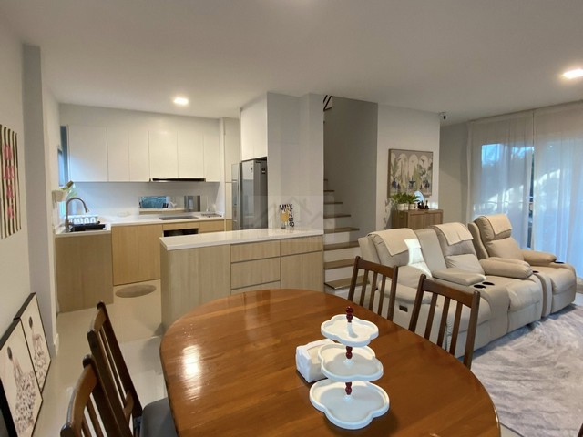 ประกาศฟรี! ซื้อ-ขาย-เช่า คอนโด บ้าน ทาวน์โฮม ที่ดิน และพื้นที่เชิงพาณิชย์ทั่วประเทศไทย ทุกทำเล ทุกงบประมาณ ไม่มีค่าใช้จ่าย ลงง่าย ขายไว เข้าถึงผู้ซื้อโดยตรง 5 511919pic4.jpg