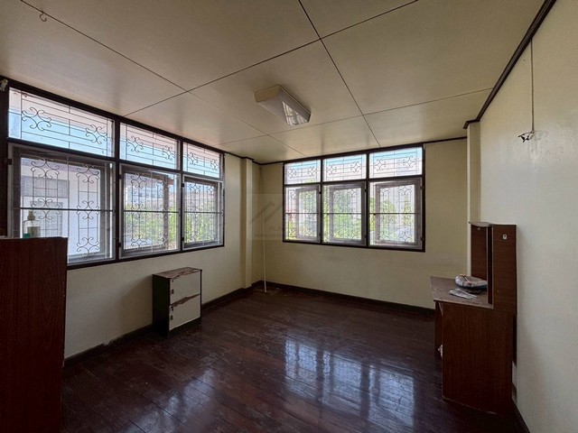 ประกาศฟรี! ซื้อ-ขาย-เช่า คอนโด บ้าน ทาวน์โฮม ที่ดิน และพื้นที่เชิงพาณิชย์ทั่วประเทศไทย ทุกทำเล ทุกงบประมาณ ไม่มีค่าใช้จ่าย ลงง่าย ขายไว เข้าถึงผู้ซื้อโดยตรง 5 511916pic4.jpg