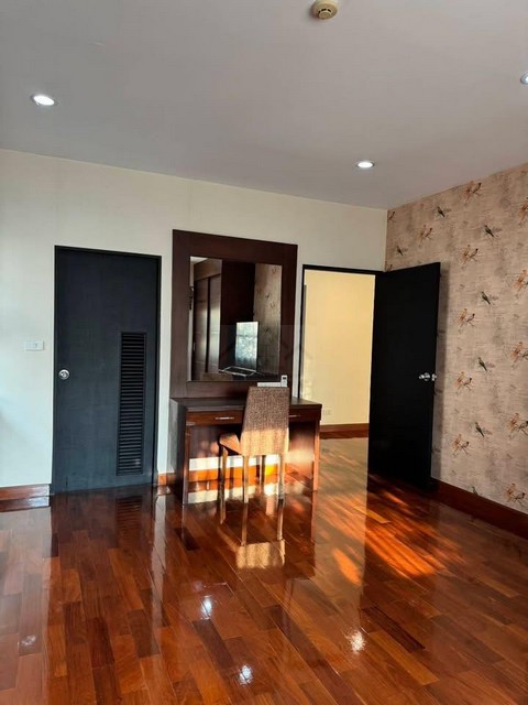 ประกาศฟรี! ซื้อ-ขาย-เช่า คอนโด บ้าน ทาวน์โฮม ที่ดิน และพื้นที่เชิงพาณิชย์ทั่วประเทศไทย ทุกทำเล ทุกงบประมาณ ไม่มีค่าใช้จ่าย ลงง่าย ขายไว เข้าถึงผู้ซื้อโดยตรง 4 511908pic3.jpg