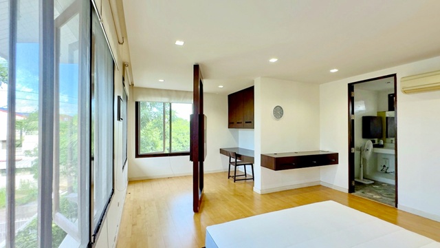 ประกาศฟรี! ซื้อ-ขาย-เช่า คอนโด บ้าน ทาวน์โฮม ที่ดิน และพื้นที่เชิงพาณิชย์ทั่วประเทศไทย ทุกทำเล ทุกงบประมาณ ไม่มีค่าใช้จ่าย ลงง่าย ขายไว เข้าถึงผู้ซื้อโดยตรง 4 249252pic3.jpg