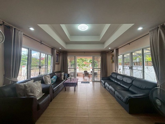 ประกาศฟรี! ซื้อ-ขาย-เช่า คอนโด บ้าน ทาวน์โฮม ที่ดิน และพื้นที่เชิงพาณิชย์ทั่วประเทศไทย ทุกทำเล ทุกงบประมาณ ไม่มีค่าใช้จ่าย ลงง่าย ขายไว เข้าถึงผู้ซื้อโดยตรง 3 249418pic2.jpg