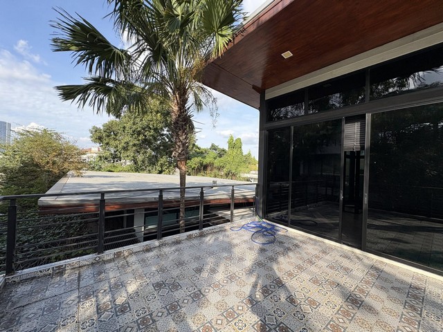 ประกาศฟรี! ซื้อ-ขาย-เช่า คอนโด บ้าน ทาวน์โฮม ที่ดิน และพื้นที่เชิงพาณิชย์ทั่วประเทศไทย ทุกทำเล ทุกงบประมาณ ไม่มีค่าใช้จ่าย ลงง่าย ขายไว เข้าถึงผู้ซื้อโดยตรง 5 511964pic4.jpg