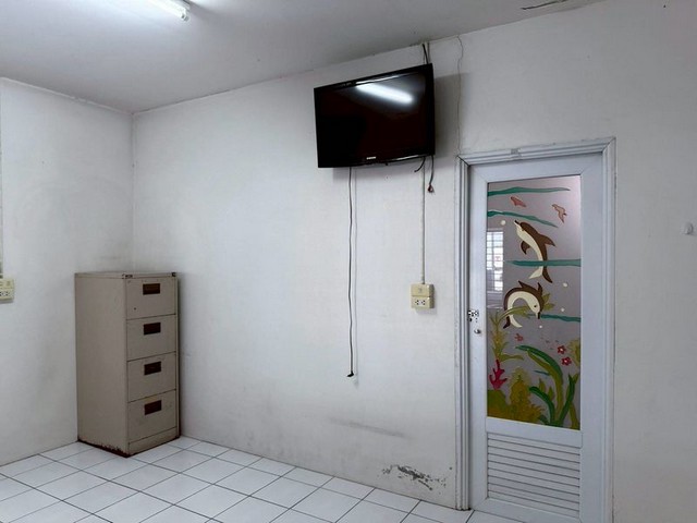 ประกาศฟรี! ซื้อ-ขาย-เช่า คอนโด บ้าน ทาวน์โฮม ที่ดิน และพื้นที่เชิงพาณิชย์ทั่วประเทศไทย ทุกทำเล ทุกงบประมาณ ไม่มีค่าใช้จ่าย ลงง่าย ขายไว เข้าถึงผู้ซื้อโดยตรง 5 249451pic4.jpg