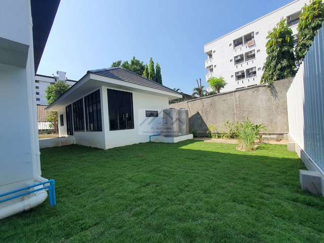 ประกาศฟรี! ซื้อ-ขาย-เช่า คอนโด บ้าน ทาวน์โฮม ที่ดิน และพื้นที่เชิงพาณิชย์ทั่วประเทศไทย ทุกทำเล ทุกงบประมาณ ไม่มีค่าใช้จ่าย ลงง่าย ขายไว เข้าถึงผู้ซื้อโดยตรง 4 511372pic3.jpg