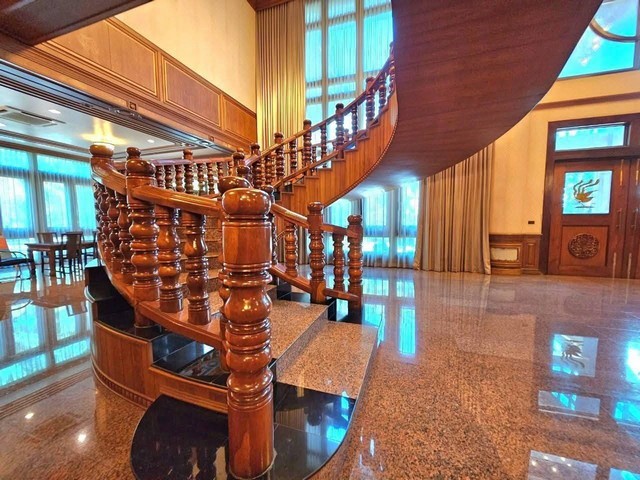 ประกาศฟรี! ซื้อ-ขาย-เช่า คอนโด บ้าน ทาวน์โฮม ที่ดิน และพื้นที่เชิงพาณิชย์ทั่วประเทศไทย ทุกทำเล ทุกงบประมาณ ไม่มีค่าใช้จ่าย ลงง่าย ขายไว เข้าถึงผู้ซื้อโดยตรง 5 249672pic4.jpg