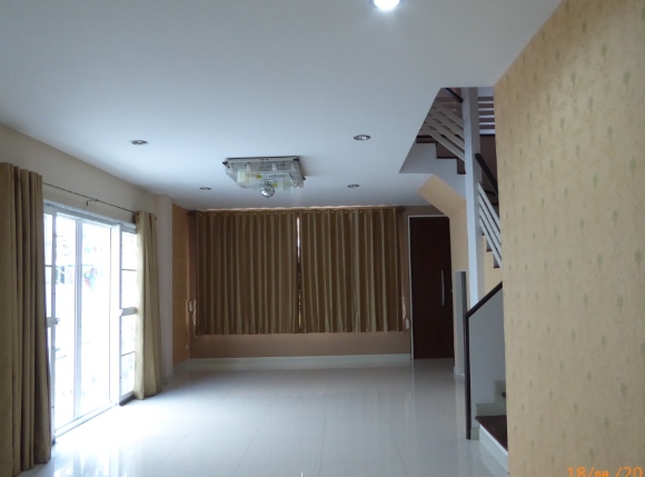 ประกาศฟรี! ซื้อ-ขาย-เช่า คอนโด บ้าน ทาวน์โฮม ที่ดิน และพื้นที่เชิงพาณิชย์ทั่วประเทศไทย ทุกทำเล ทุกงบประมาณ ไม่มีค่าใช้จ่าย ลงง่าย ขายไว เข้าถึงผู้ซื้อโดยตรง 3 273593pic2.jpg