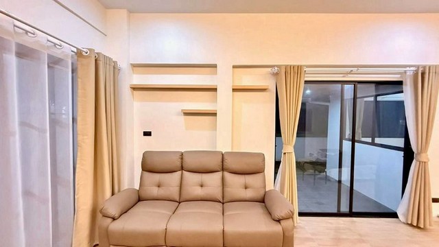 ประกาศฟรี! ซื้อ-ขาย-เช่า คอนโด บ้าน ทาวน์โฮม ที่ดิน และพื้นที่เชิงพาณิชย์ทั่วประเทศไทย ทุกทำเล ทุกงบประมาณ ไม่มีค่าใช้จ่าย ลงง่าย ขายไว เข้าถึงผู้ซื้อโดยตรง 3 249454pic2.jpg