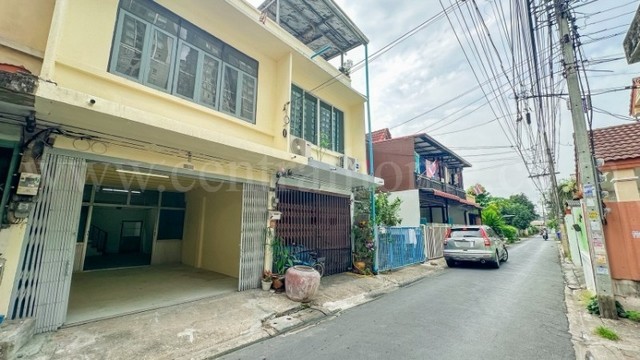 ประกาศฟรี! ซื้อ-ขาย-เช่า คอนโด บ้าน ทาวน์โฮม ที่ดิน และพื้นที่เชิงพาณิชย์ทั่วประเทศไทย ทุกทำเล ทุกงบประมาณ ไม่มีค่าใช้จ่าย ลงง่าย ขายไว เข้าถึงผู้ซื้อโดยตรง 3 243183pic2.jpg