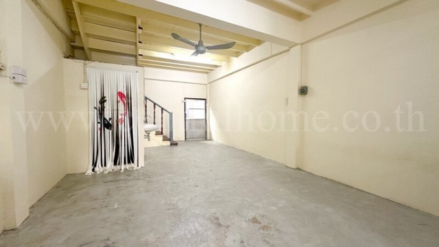 ประกาศฟรี! ซื้อ-ขาย-เช่า คอนโด บ้าน ทาวน์โฮม ที่ดิน และพื้นที่เชิงพาณิชย์ทั่วประเทศไทย ทุกทำเล ทุกงบประมาณ ไม่มีค่าใช้จ่าย ลงง่าย ขายไว เข้าถึงผู้ซื้อโดยตรง 5 243183pic4.jpg