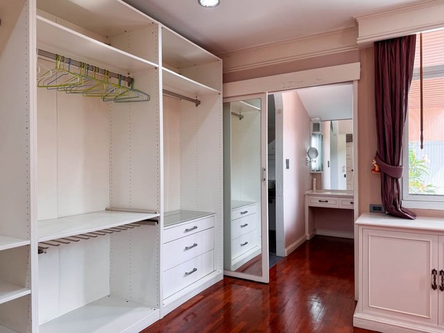 ประกาศฟรี! ซื้อ-ขาย-เช่า คอนโด บ้าน ทาวน์โฮม ที่ดิน และพื้นที่เชิงพาณิชย์ทั่วประเทศไทย ทุกทำเล ทุกงบประมาณ ไม่มีค่าใช้จ่าย ลงง่าย ขายไว เข้าถึงผู้ซื้อโดยตรง 5 512105pic4.jpg