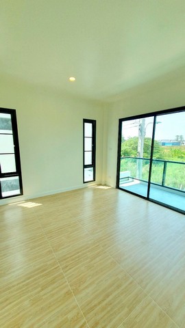 ประกาศฟรี! ซื้อ-ขาย-เช่า คอนโด บ้าน ทาวน์โฮม ที่ดิน และพื้นที่เชิงพาณิชย์ทั่วประเทศไทย ทุกทำเล ทุกงบประมาณ ไม่มีค่าใช้จ่าย ลงง่าย ขายไว เข้าถึงผู้ซื้อโดยตรง 4 512110pic3.jpg