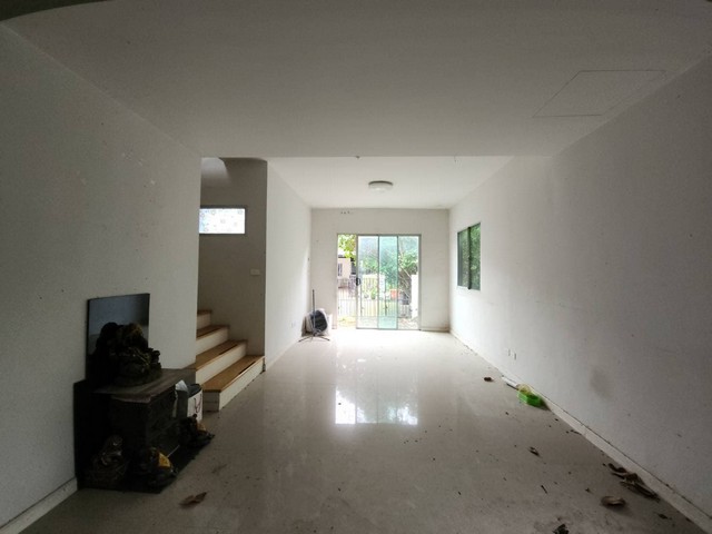 ประกาศฟรี! ซื้อ-ขาย-เช่า คอนโด บ้าน ทาวน์โฮม ที่ดิน และพื้นที่เชิงพาณิชย์ทั่วประเทศไทย ทุกทำเล ทุกงบประมาณ ไม่มีค่าใช้จ่าย ลงง่าย ขายไว เข้าถึงผู้ซื้อโดยตรง 4 249339pic3.jpg