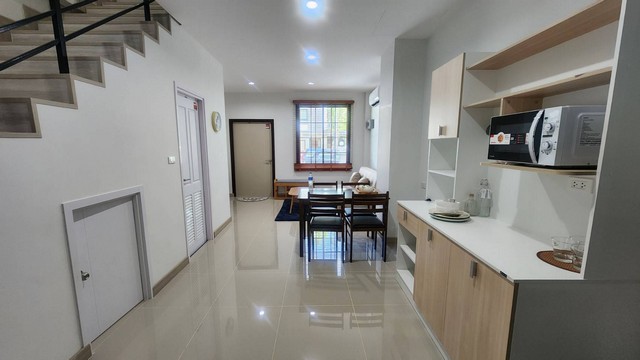 ประกาศฟรี! ซื้อ-ขาย-เช่า คอนโด บ้าน ทาวน์โฮม ที่ดิน และพื้นที่เชิงพาณิชย์ทั่วประเทศไทย ทุกทำเล ทุกงบประมาณ ไม่มีค่าใช้จ่าย ลงง่าย ขายไว เข้าถึงผู้ซื้อโดยตรง 5 249695pic4.jpg