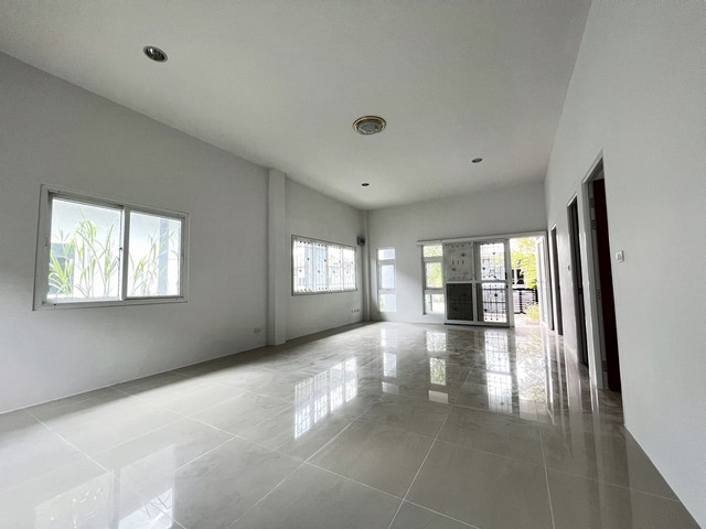 ประกาศฟรี! ซื้อ-ขาย-เช่า คอนโด บ้าน ทาวน์โฮม ที่ดิน และพื้นที่เชิงพาณิชย์ทั่วประเทศไทย ทุกทำเล ทุกงบประมาณ ไม่มีค่าใช้จ่าย ลงง่าย ขายไว เข้าถึงผู้ซื้อโดยตรง 4 249389pic3.jpg