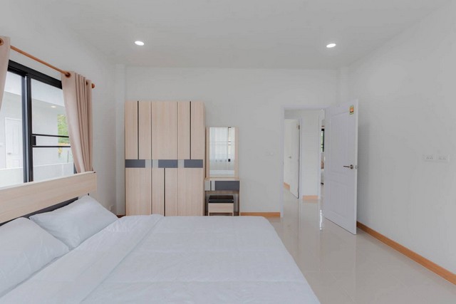 ประกาศฟรี! ซื้อ-ขาย-เช่า คอนโด บ้าน ทาวน์โฮม ที่ดิน และพื้นที่เชิงพาณิชย์ทั่วประเทศไทย ทุกทำเล ทุกงบประมาณ ไม่มีค่าใช้จ่าย ลงง่าย ขายไว เข้าถึงผู้ซื้อโดยตรง 4 249692pic3.jpg