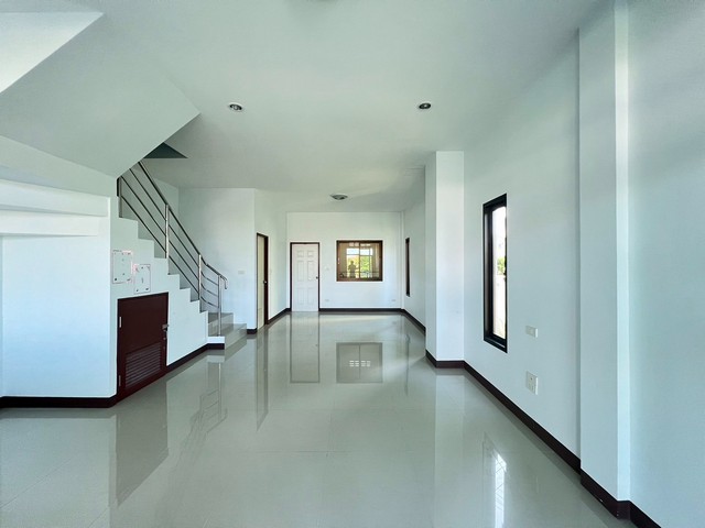 ประกาศฟรี! ซื้อ-ขาย-เช่า คอนโด บ้าน ทาวน์โฮม ที่ดิน และพื้นที่เชิงพาณิชย์ทั่วประเทศไทย ทุกทำเล ทุกงบประมาณ ไม่มีค่าใช้จ่าย ลงง่าย ขายไว เข้าถึงผู้ซื้อโดยตรง 4 249388pic3.jpg