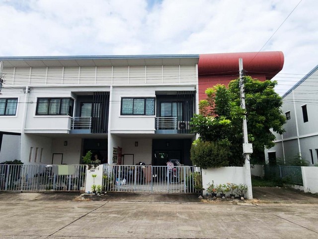 ประกาศฟรี! ซื้อ-ขาย-เช่า คอนโด บ้าน ทาวน์โฮม ที่ดิน และพื้นที่เชิงพาณิชย์ทั่วประเทศไทย ทุกทำเล ทุกงบประมาณ ไม่มีค่าใช้จ่าย ลงง่าย ขายไว เข้าถึงผู้ซื้อโดยตรง 5 249200pic4.jpg