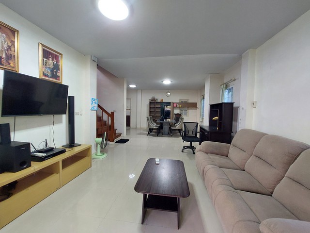 ประกาศฟรี! ซื้อ-ขาย-เช่า คอนโด บ้าน ทาวน์โฮม ที่ดิน และพื้นที่เชิงพาณิชย์ทั่วประเทศไทย ทุกทำเล ทุกงบประมาณ ไม่มีค่าใช้จ่าย ลงง่าย ขายไว เข้าถึงผู้ซื้อโดยตรง 4 307429pic3.jpg