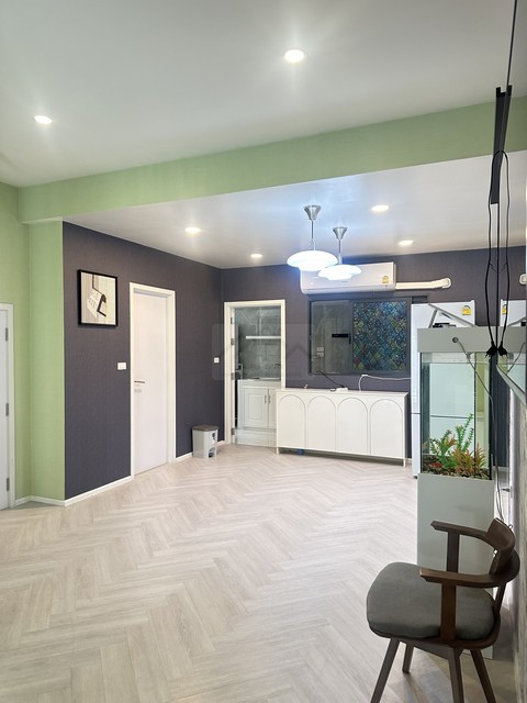 ประกาศฟรี! ซื้อ-ขาย-เช่า คอนโด บ้าน ทาวน์โฮม ที่ดิน และพื้นที่เชิงพาณิชย์ทั่วประเทศไทย ทุกทำเล ทุกงบประมาณ ไม่มีค่าใช้จ่าย ลงง่าย ขายไว เข้าถึงผู้ซื้อโดยตรง 3 512266pic2.jpg