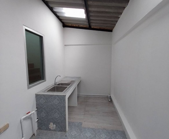 ประกาศฟรี! ซื้อ-ขาย-เช่า คอนโด บ้าน ทาวน์โฮม ที่ดิน และพื้นที่เชิงพาณิชย์ทั่วประเทศไทย ทุกทำเล ทุกงบประมาณ ไม่มีค่าใช้จ่าย ลงง่าย ขายไว เข้าถึงผู้ซื้อโดยตรง 4 249407pic3.jpg