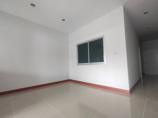 ประกาศฟรี! ซื้อ-ขาย-เช่า คอนโด บ้าน ทาวน์โฮม ที่ดิน และพื้นที่เชิงพาณิชย์ทั่วประเทศไทย ทุกทำเล ทุกงบประมาณ ไม่มีค่าใช้จ่าย ลงง่าย ขายไว เข้าถึงผู้ซื้อโดยตรง 3 249406pic2.jpg