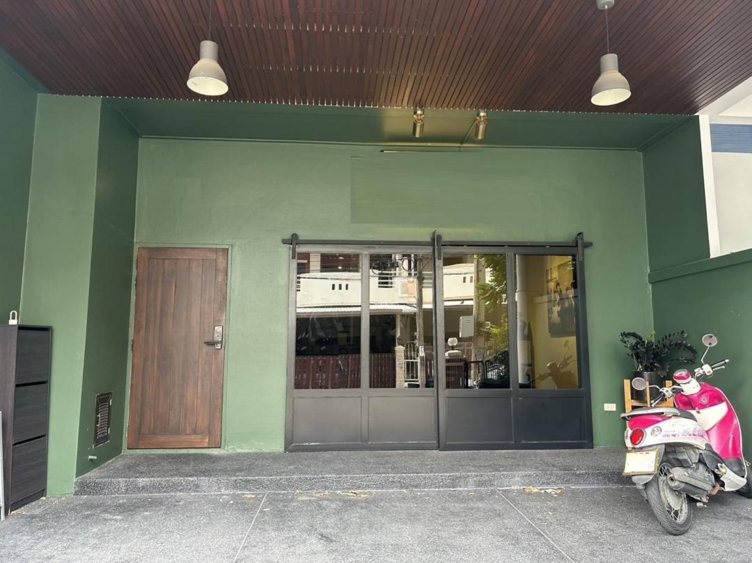 ประกาศฟรี! ซื้อ-ขาย-เช่า คอนโด บ้าน ทาวน์โฮม ที่ดิน และพื้นที่เชิงพาณิชย์ทั่วประเทศไทย ทุกทำเล ทุกงบประมาณ ไม่มีค่าใช้จ่าย ลงง่าย ขายไว เข้าถึงผู้ซื้อโดยตรง 2 511877pic1.jpg