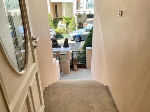 ประกาศฟรี! ซื้อ-ขาย-เช่า คอนโด บ้าน ทาวน์โฮม ที่ดิน และพื้นที่เชิงพาณิชย์ทั่วประเทศไทย ทุกทำเล ทุกงบประมาณ ไม่มีค่าใช้จ่าย ลงง่าย ขายไว เข้าถึงผู้ซื้อโดยตรง 4 511820pic3.jpg